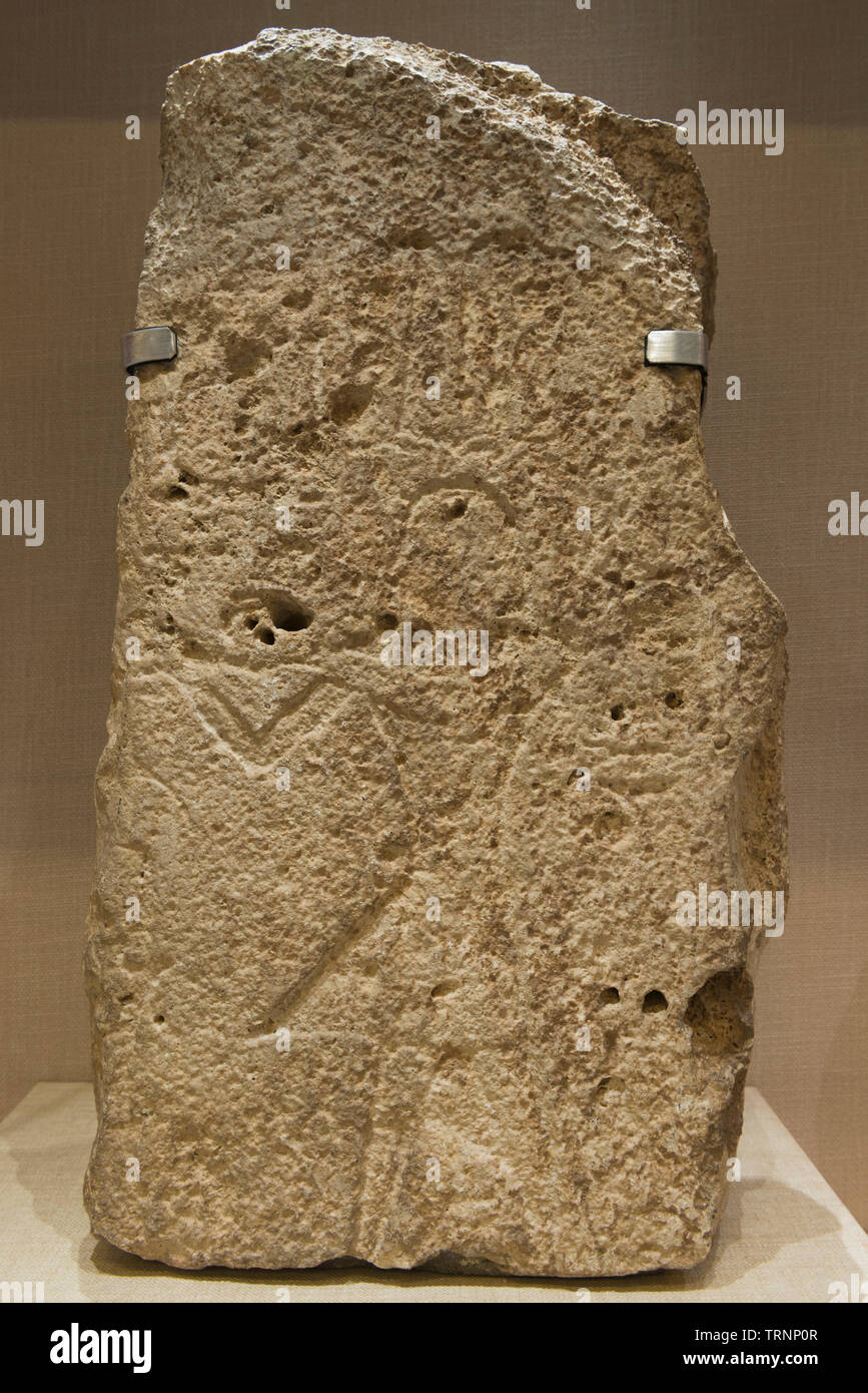 Sidon : British Museum Excavations in collaboration with the Department of Antiquities of Lebanon. Archaeology & History in the Lebanon. Autumn 2006 ISSUE TWENTY-FIVE. main image 0