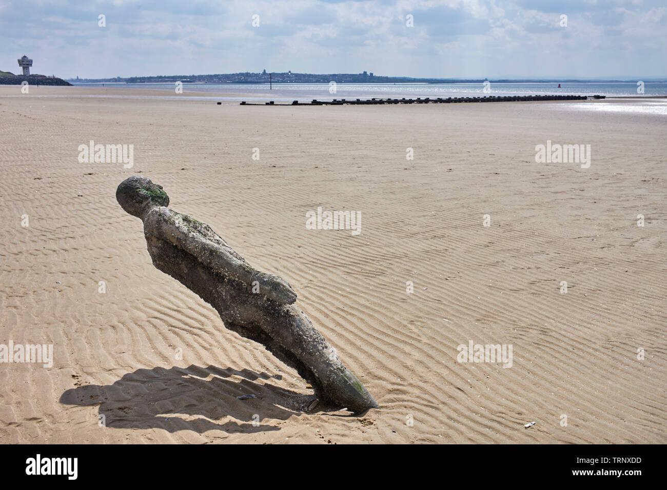 Gormley statue crosby beach hires stock photography and images Alamy