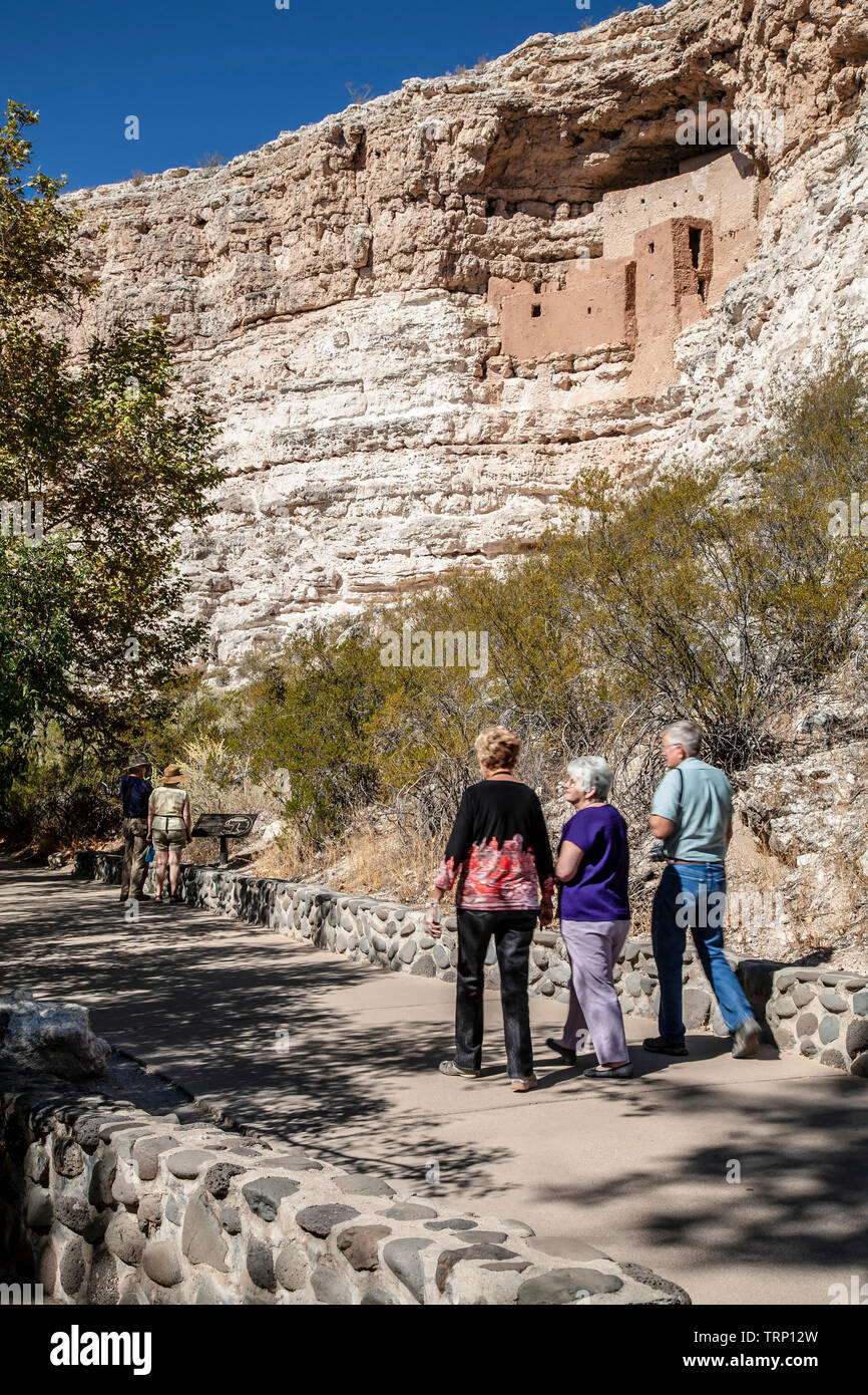 Visitors below Montezuma Castle cliff dwelling, Montezuma Castle