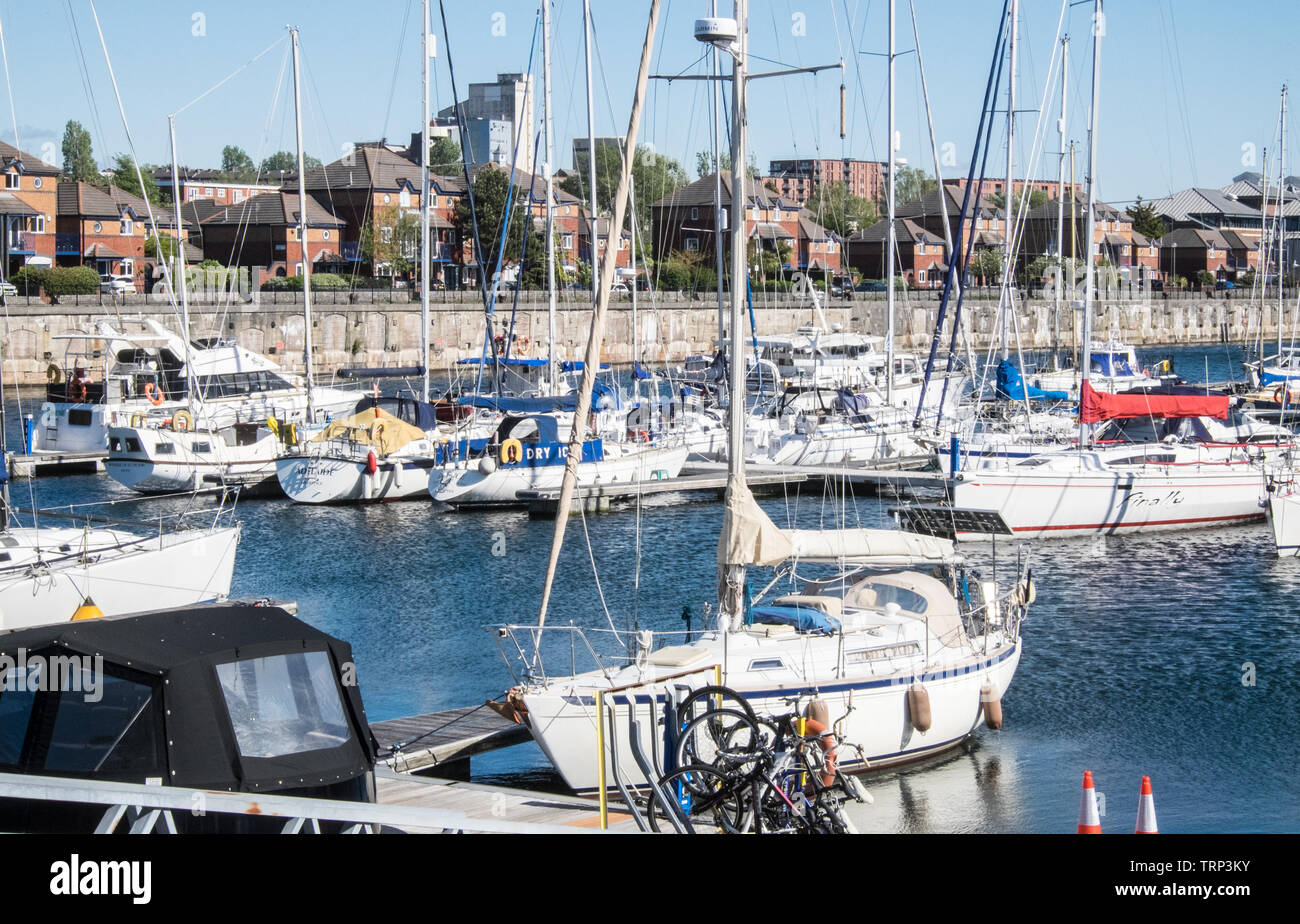 Liverpool Marinabrunswick Dockliverpoolmerseysidenortherncity