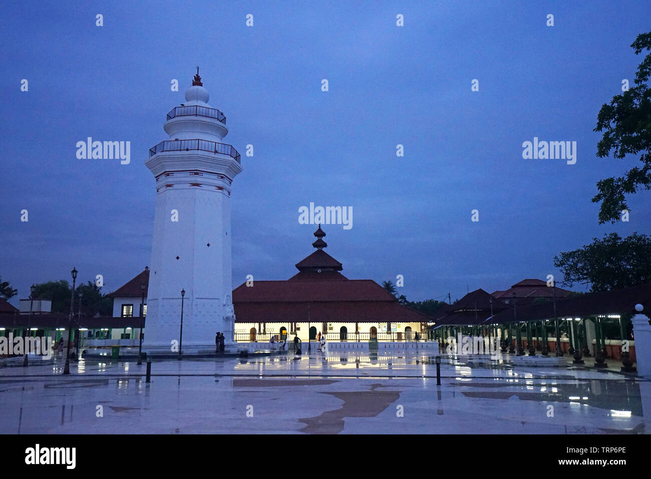 563 Background Masjid Banten free Download - MyWeb