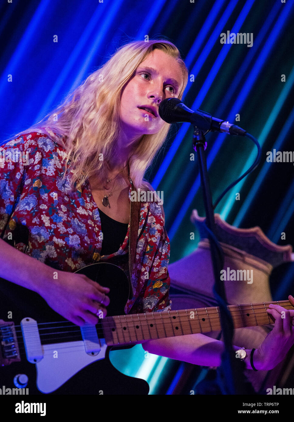 New phenomenon folk singer Billie Marten, performing an intimate homecoming live gig with her band at The Club in Harrogate, North Yorkshire, England, UK Stock Photo