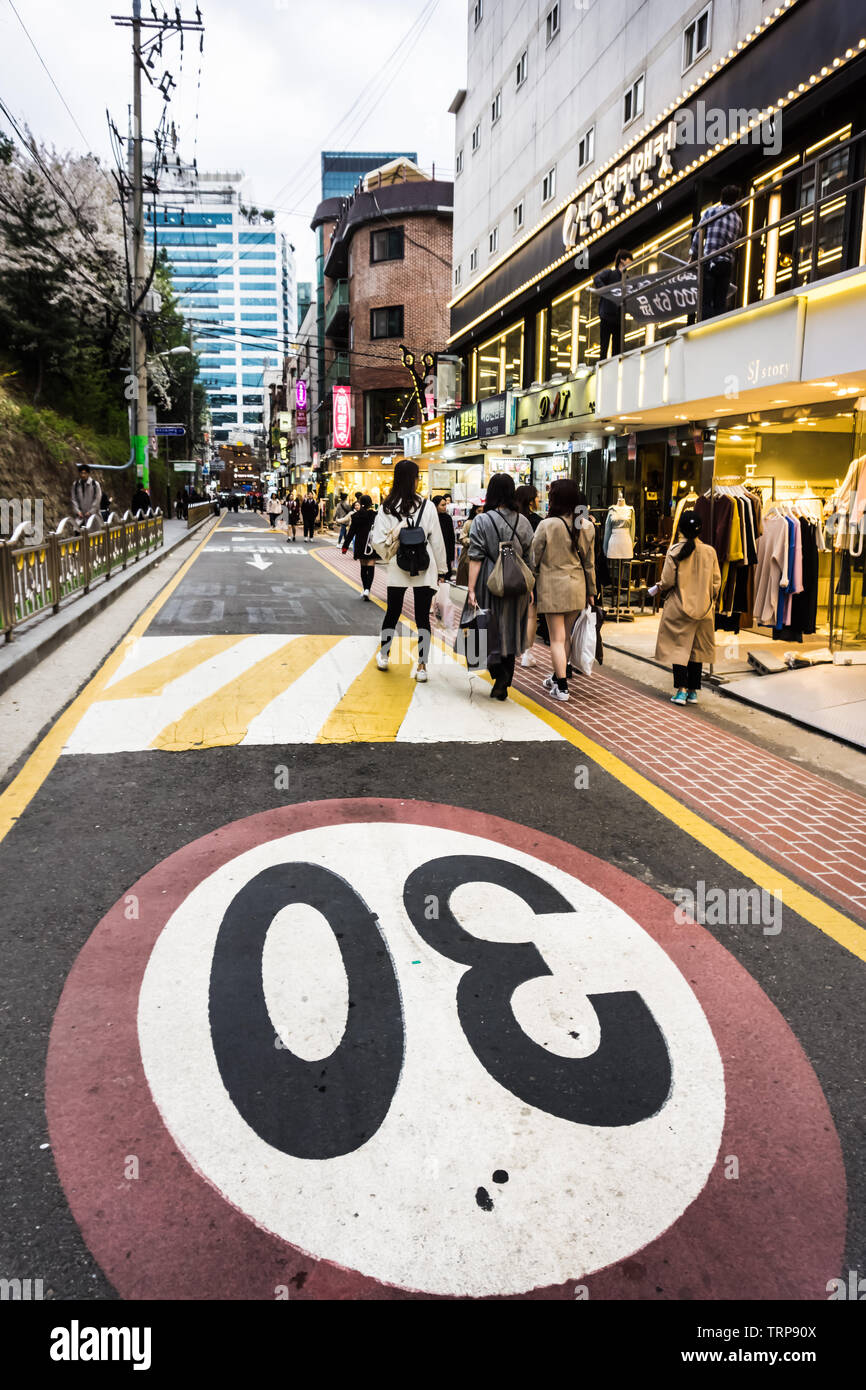 South korea road sign speed hires stock photography and images Alamy