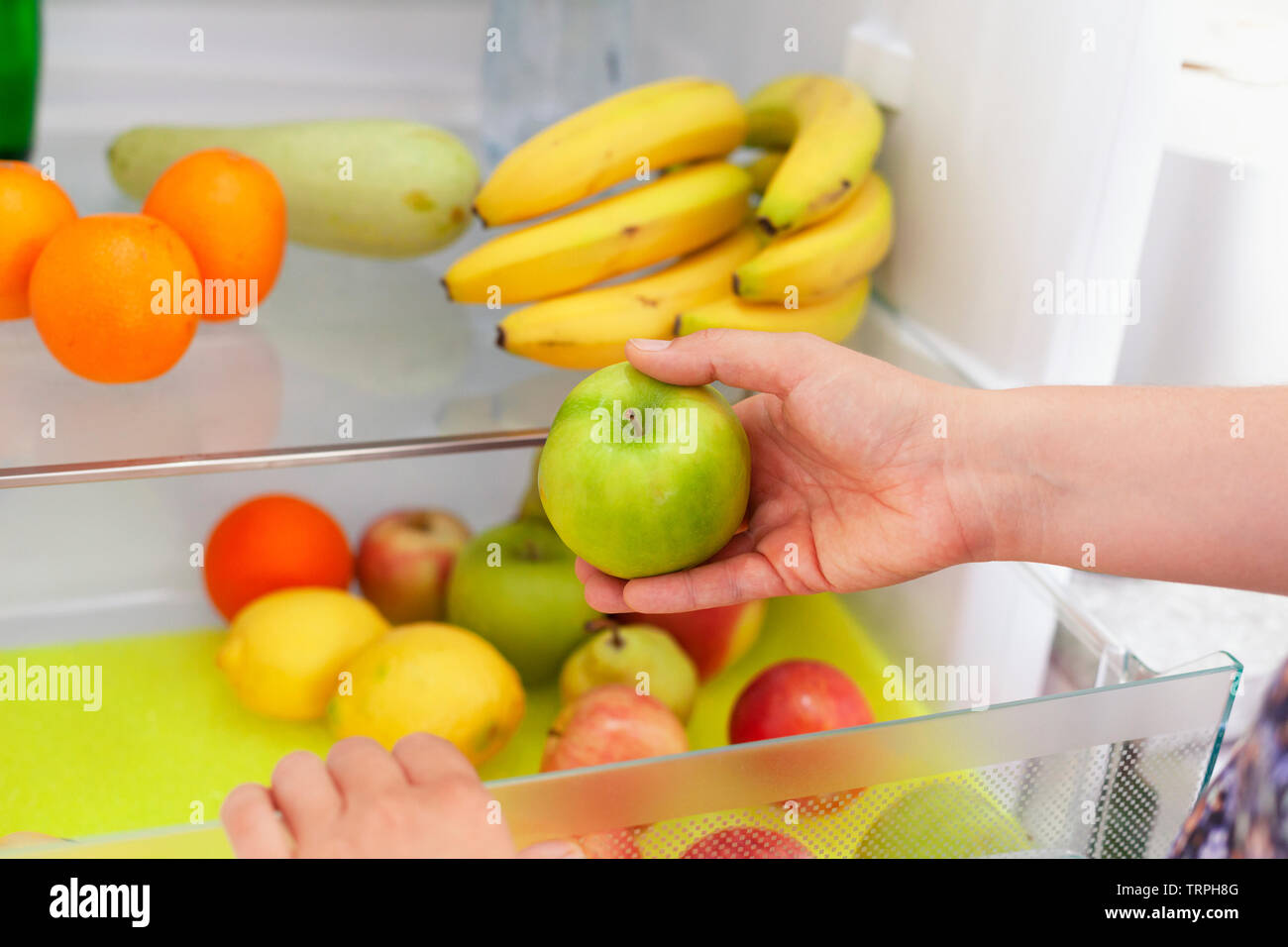 Apple fridge hires stock photography and images Alamy