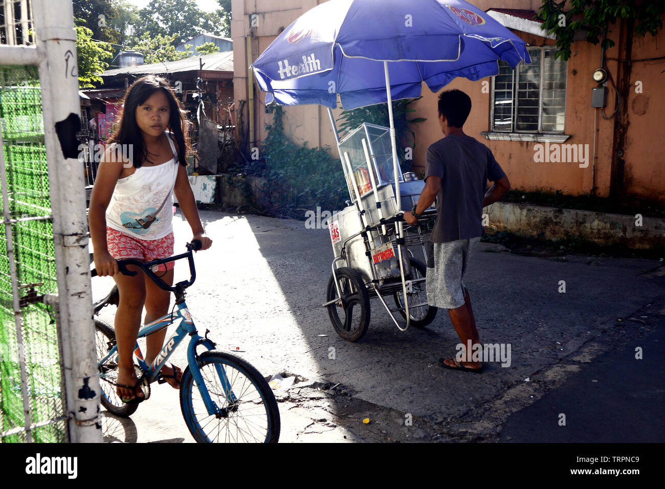 Ice cream cart philippines hires stock photography and images Alamy