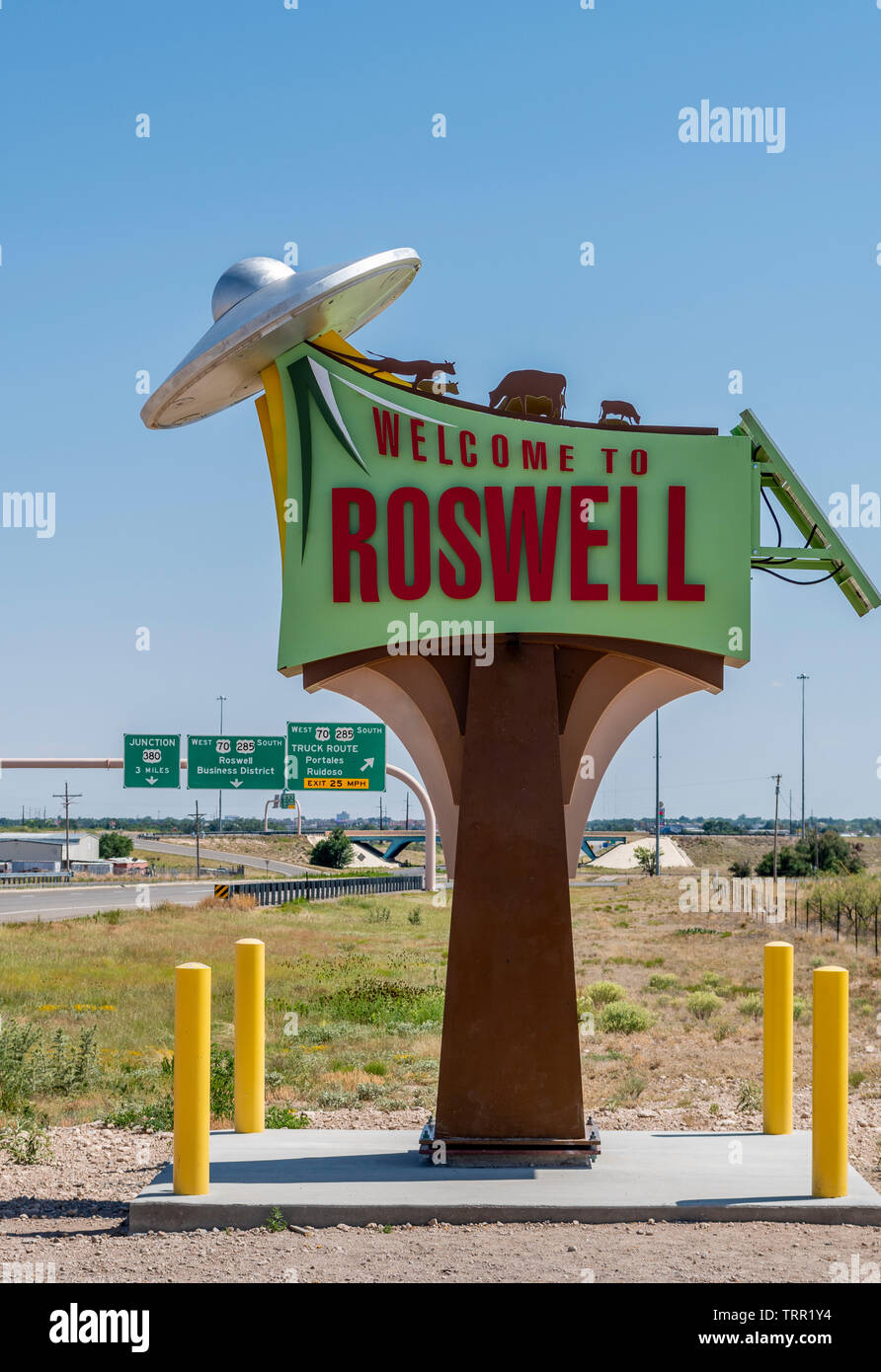 Roswell UFO Welcome sign at the city limits on Highway 285, Roswell, New Mexico, USA. Stock Photo