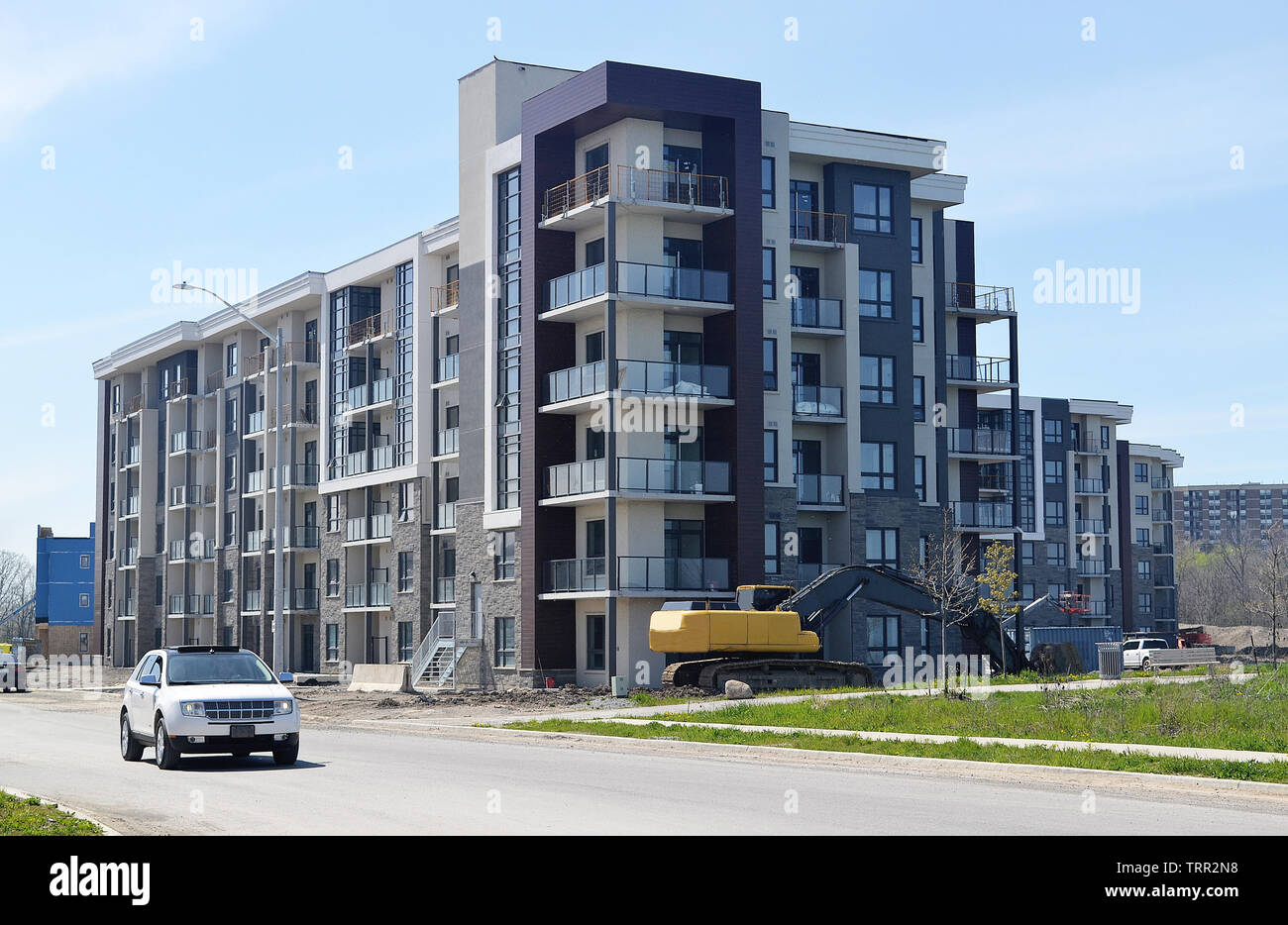 The construction site of a new 6 story condominium building on the outskirt of Hamilton, Canada Stock Photo