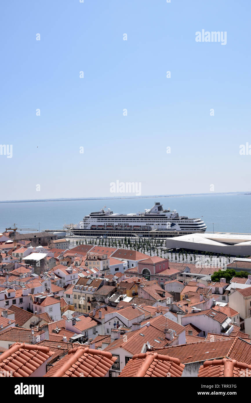 Vasco da gama ship hi-res stock photography and images - Alamy