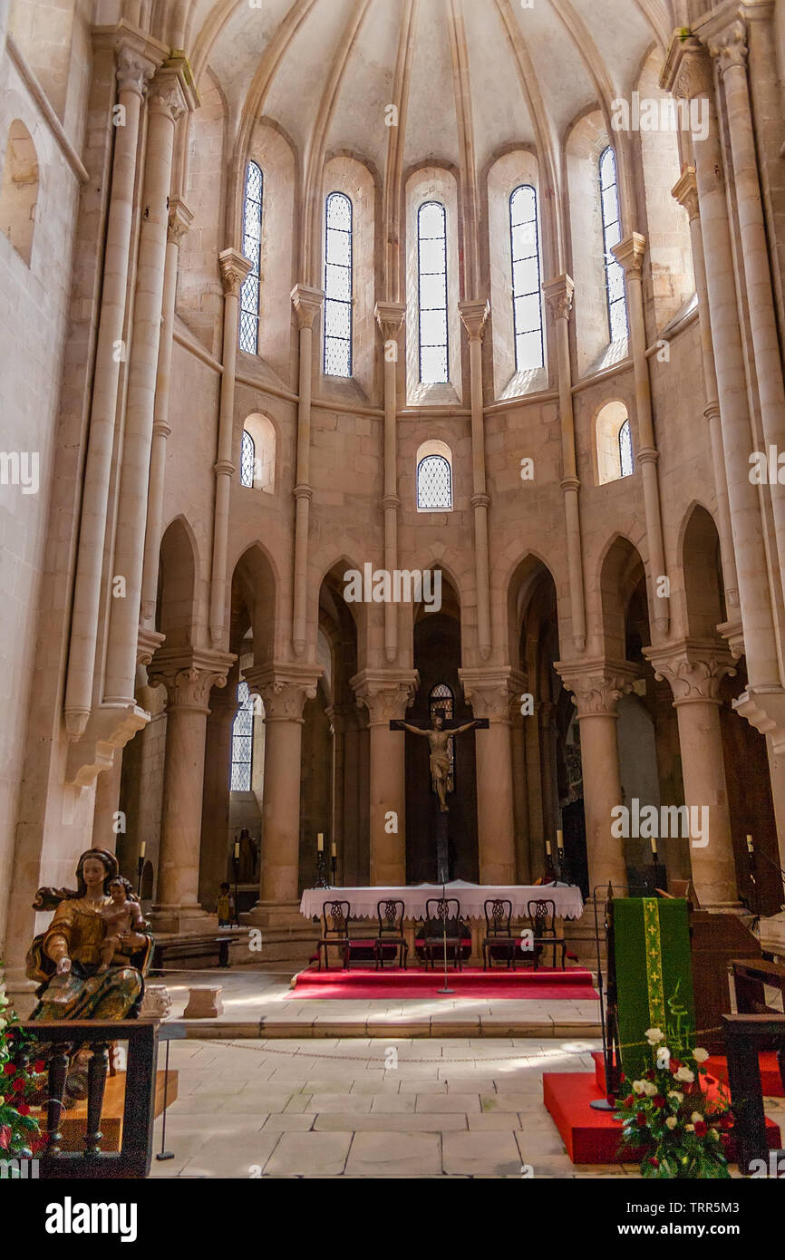 Alcobaca, Portugal. Altar or Main Chapel, ambulatory and apse of Monastery of Santa Maria de Alcobaca Abbey. Medieval Gothic architecture. Cistercian Stock Photo