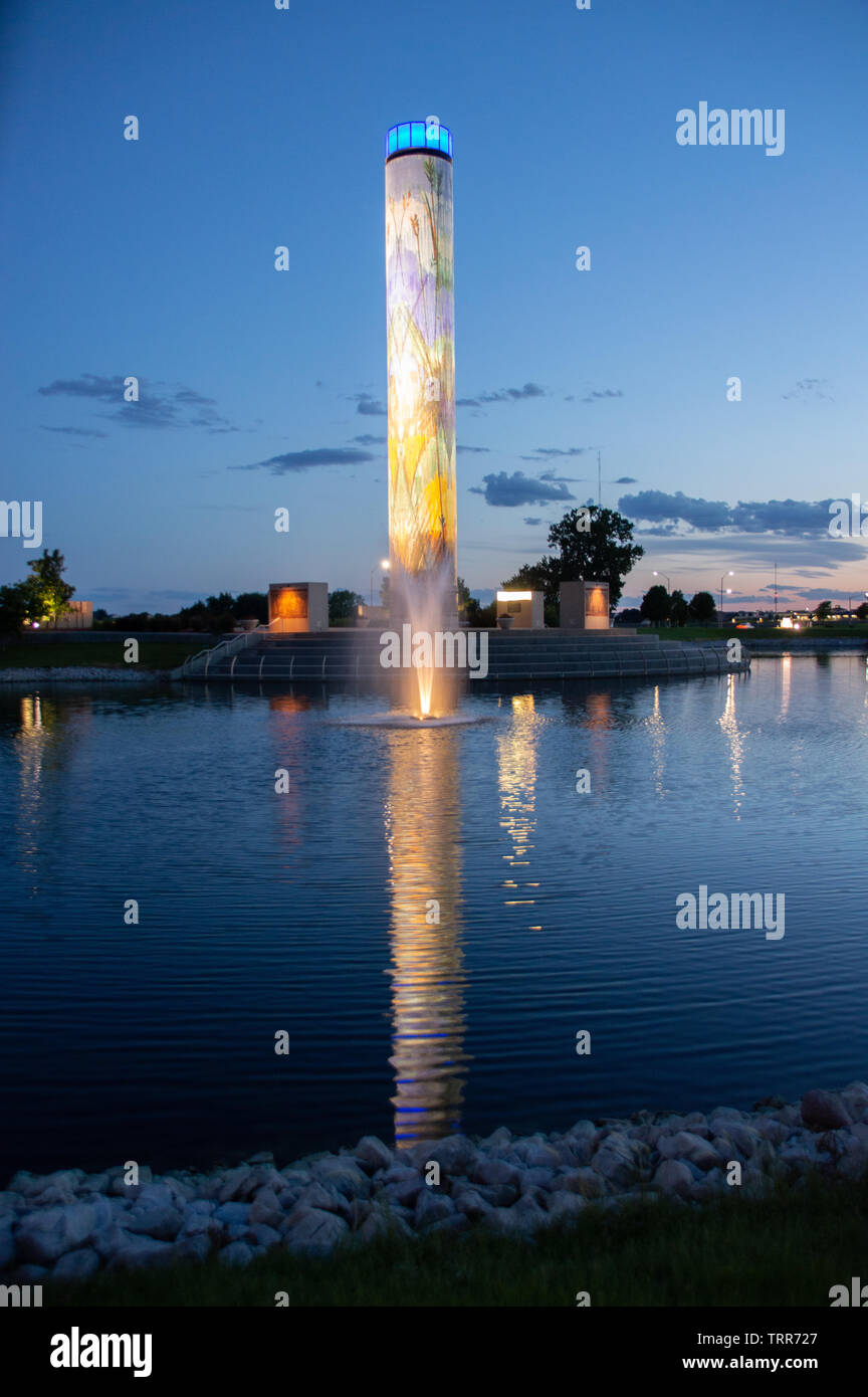 Water Fountain and Light Pillar in Urbandale Iowa Stock Photo Alamy
