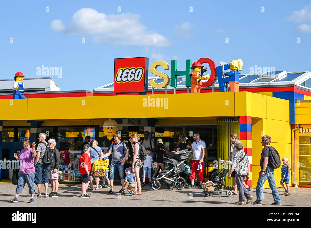 Sightseeing Kælder hud Lego shop at Legoland in Billund, Denmark. This family theme park opened in  1968 and is built by 65 million lego bricks Stock Photo - Alamy