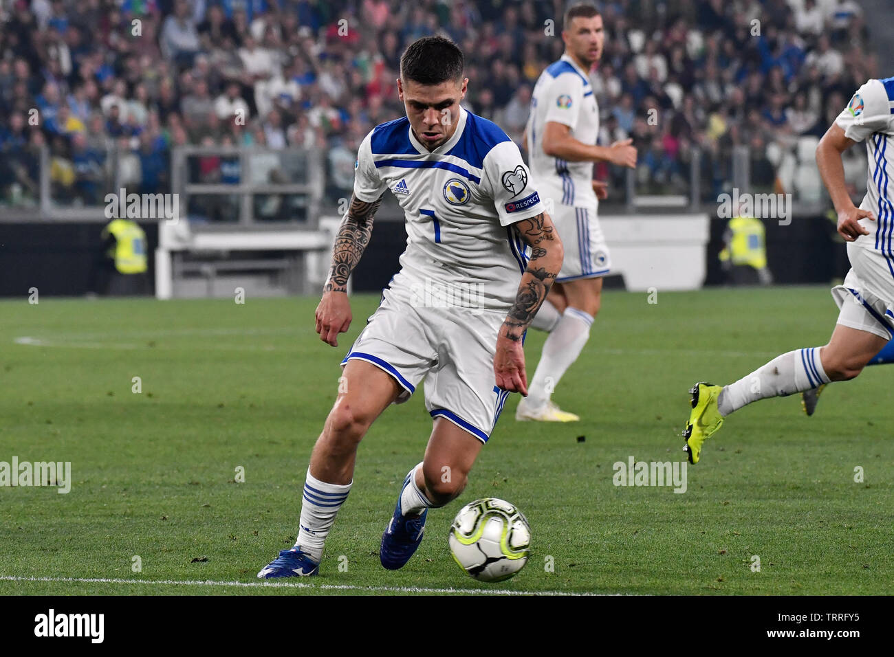 FIFA 23 Muhamed Besic - Share Images 