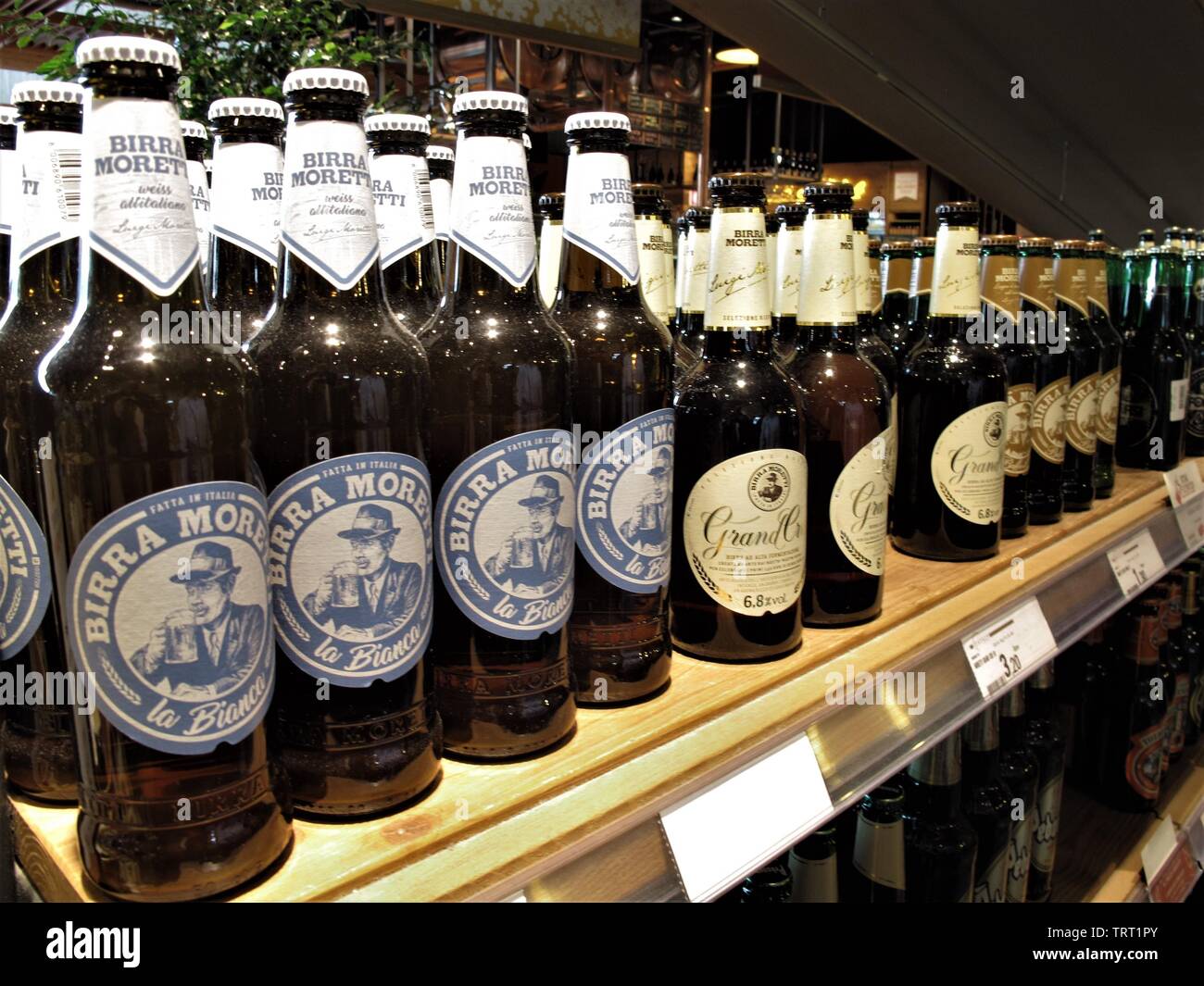 Italian beer hires stock photography and images Alamy
