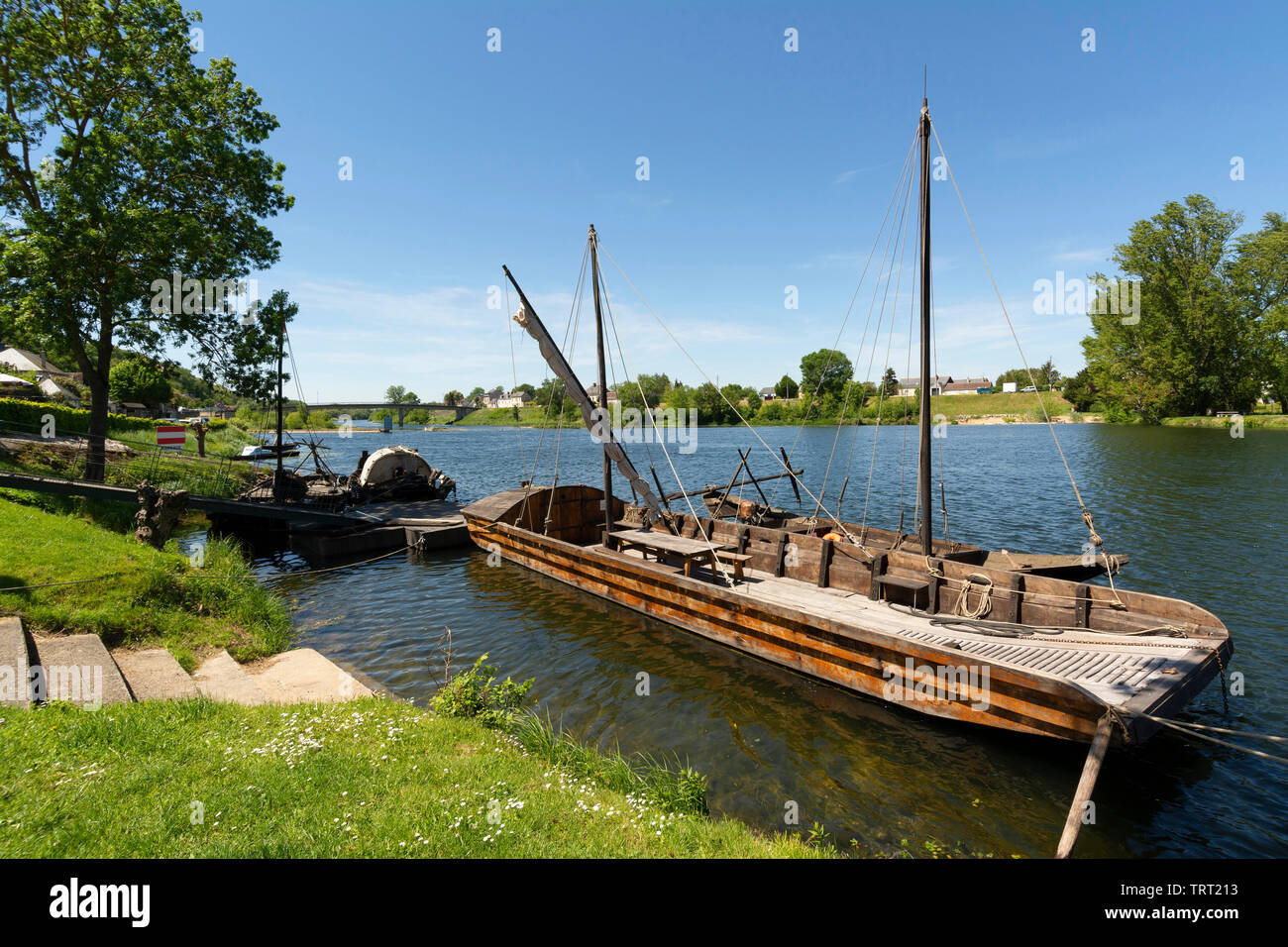Indre-et-Loire (37) Savonnieres, // France. Indre et Loire. Traditional boat on the banks of the Cher. Stock Photo