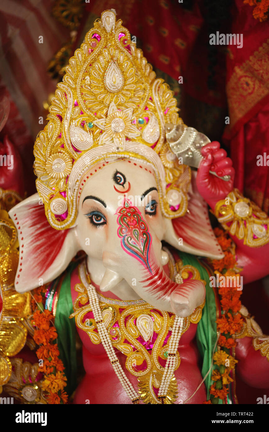 Goddess ganpati hi-res stock photography and images - Alamy