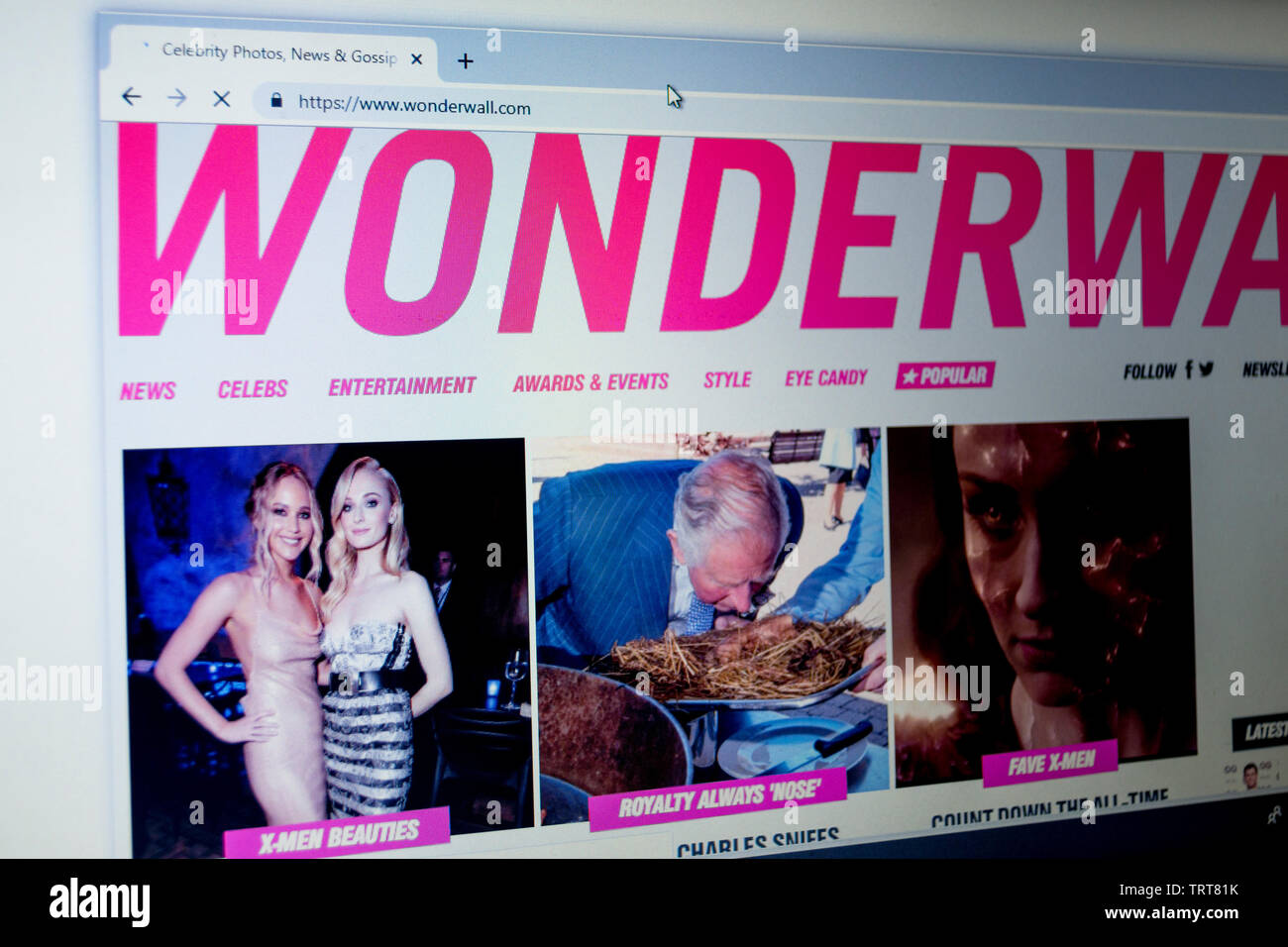 Wonderwall hi-res stock photography and images - Alamy