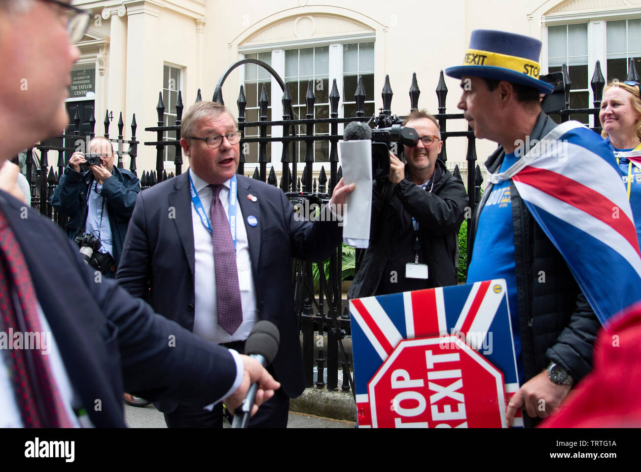Mark francois mp hi-res stock photography and images - Alamy