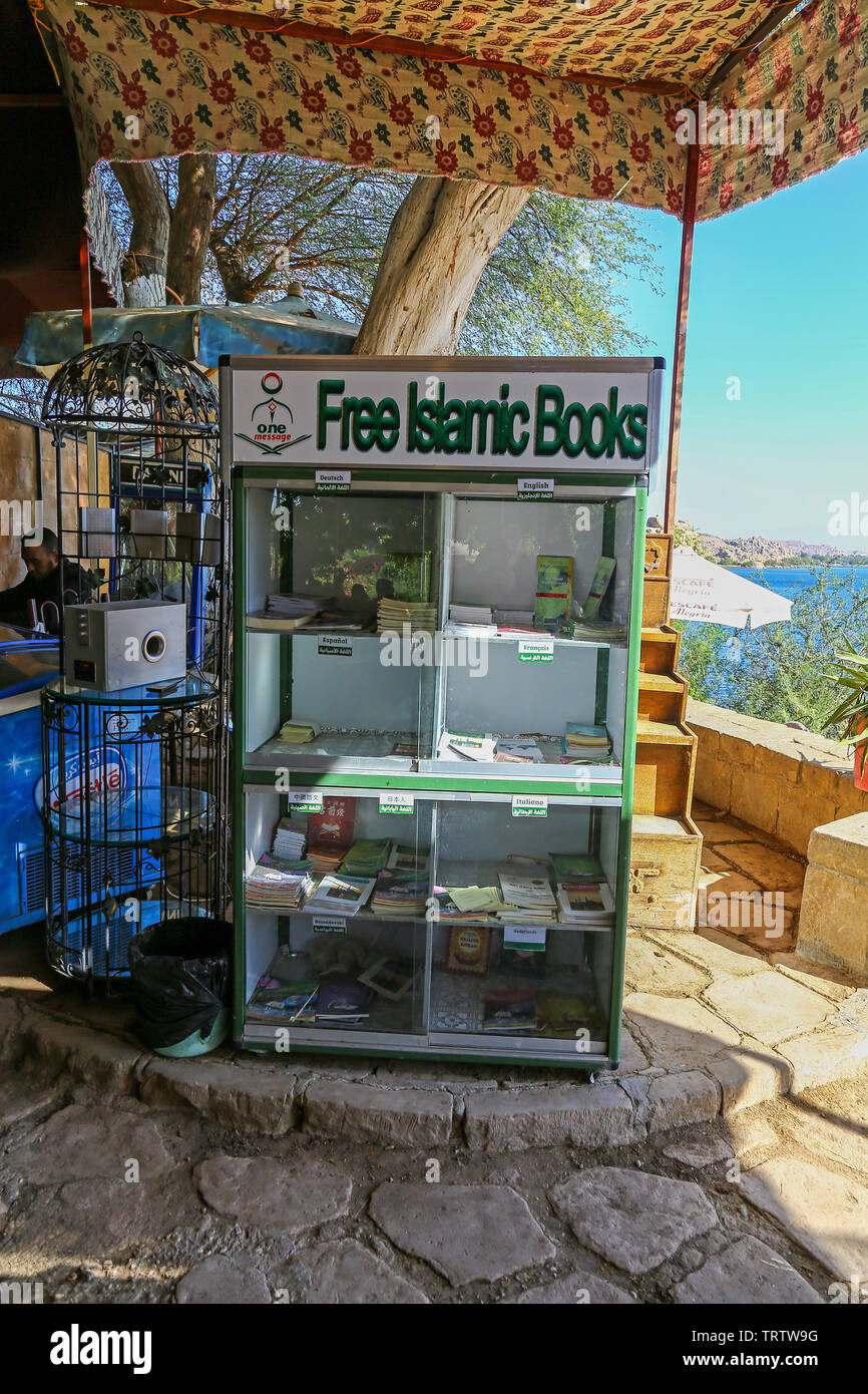 A book stand giving away free Islamic books Stock Photo