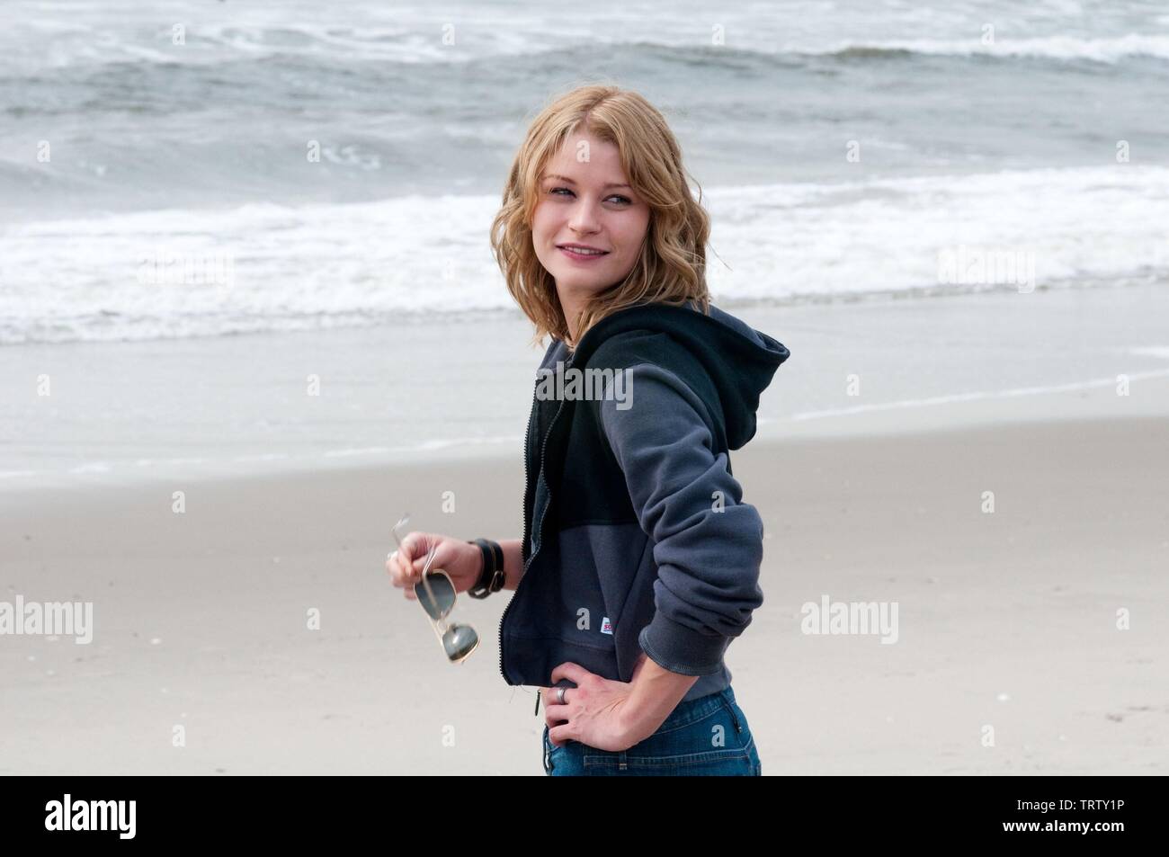 EMILIE DE RAVIN in REMEMBER ME (2010). Copyright: Editorial use only ...