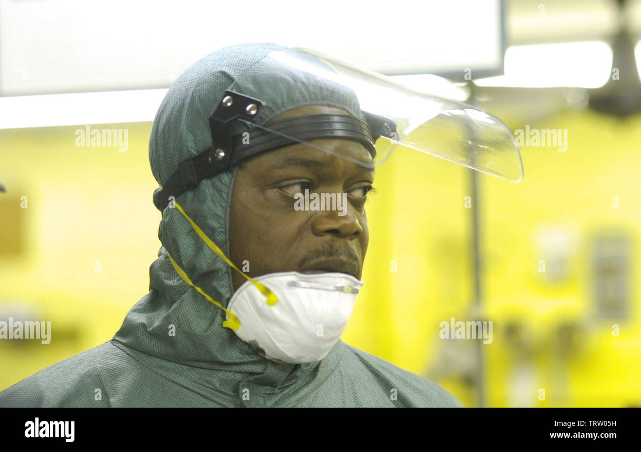 SAMUEL L. JACKSON in CLEANER (2007). Copyright: Editorial use only. No merchandising or book covers. This is a publicly distributed handout. Access rights only, no license of copyright provided. Only to be reproduced in conjunction with promotion of this film. Credit: ANONYMOUS CONTENT / Album Stock Photo