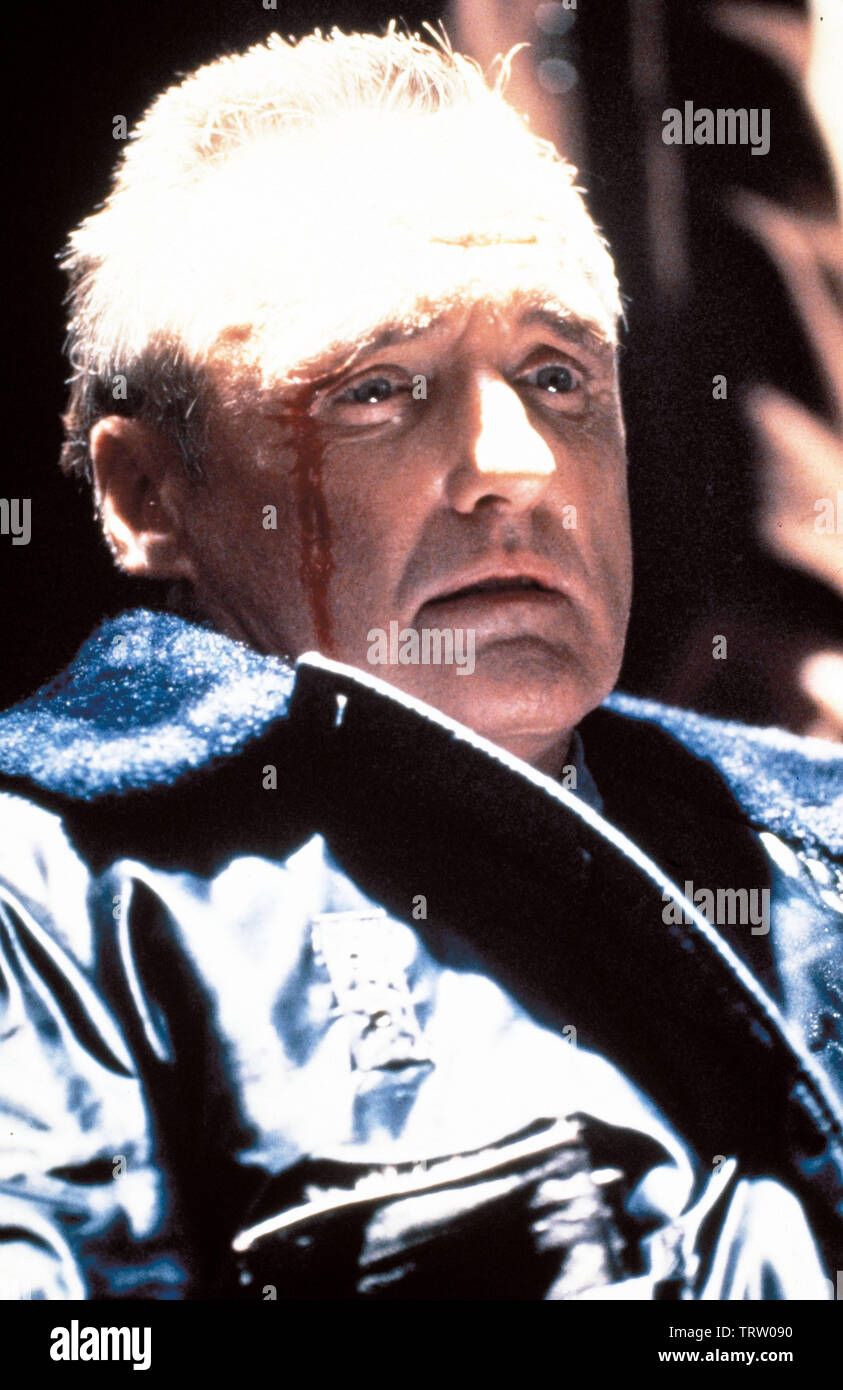 DENNIS HOPPER in TRUE ROMANCE (1993). Copyright Editorial use only. No