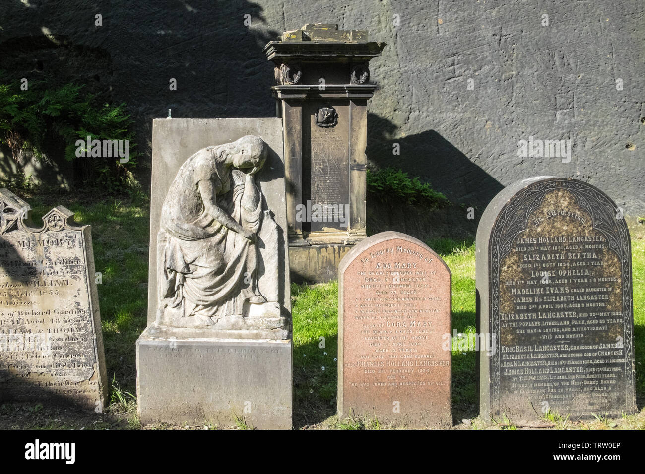 St James,Saint James,Saint James Gardens,Saint James Garden,graveyard ...