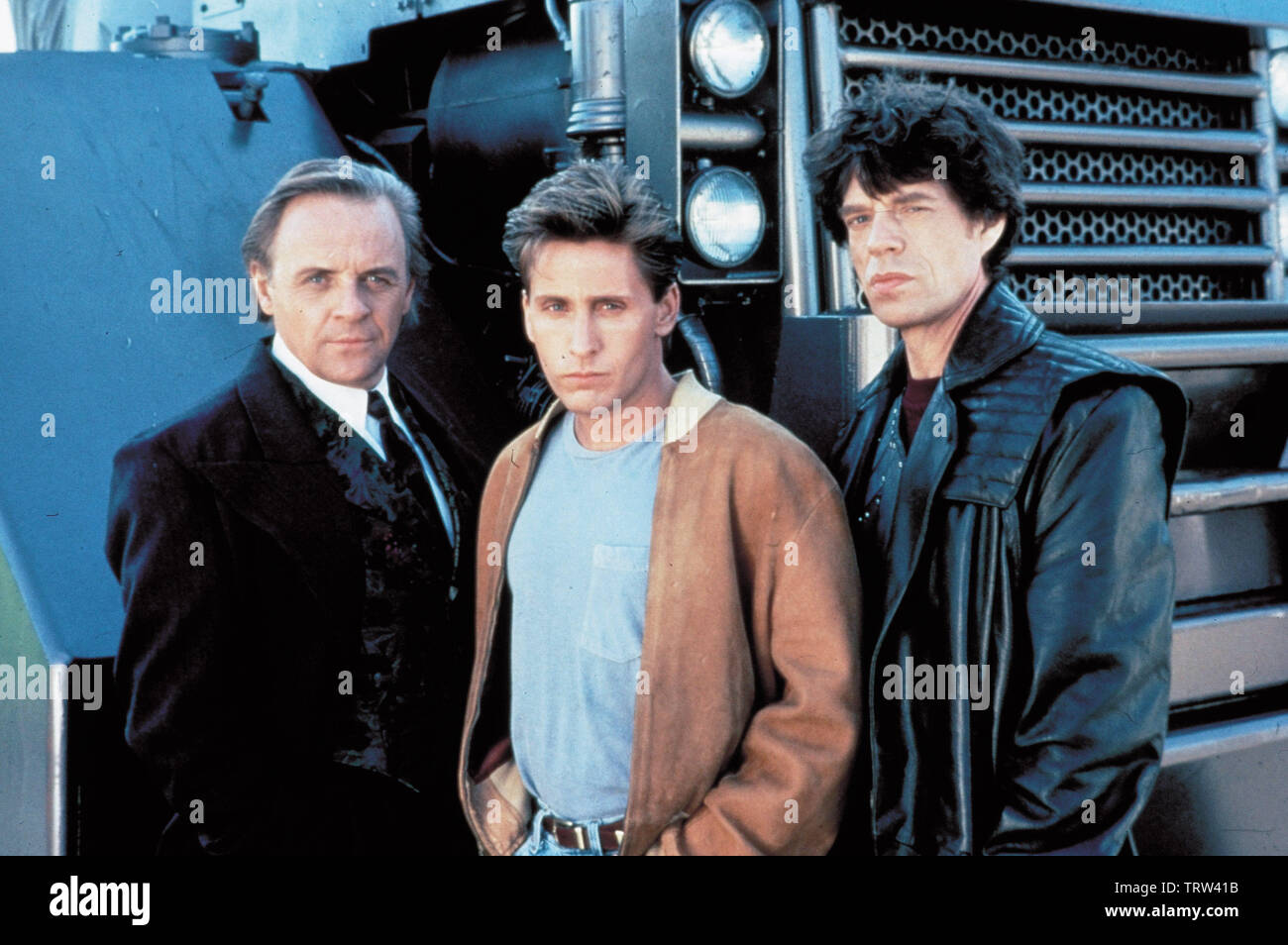 ANTHONY HOPKINS , EMILIO ESTEVEZ and MICK JAGGER in FREEJACK (1992). Copyright: Editorial use only. No merchandising or book covers. This is a publicly distributed handout. Access rights only, no license of copyright provided. Only to be reproduced in conjunction with promotion of this film. Credit: WARNER BROS/MORGAN CREEK / Album Stock Photo