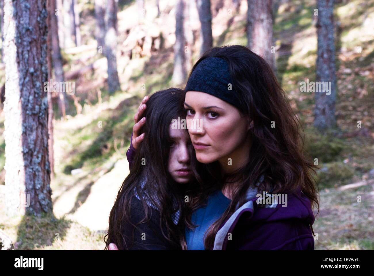 KATE MAGOWAN and HOLLY BOYD in A LONELY PLACE TO DIE (2011). Copyright: Editorial use only. No merchandising or book covers. This is a publicly distributed handout. Access rights only, no license of copyright provided. Only to be reproduced in conjunction with promotion of this film. Credit: CARNABY INTERNATIONAL / Album Stock Photo
