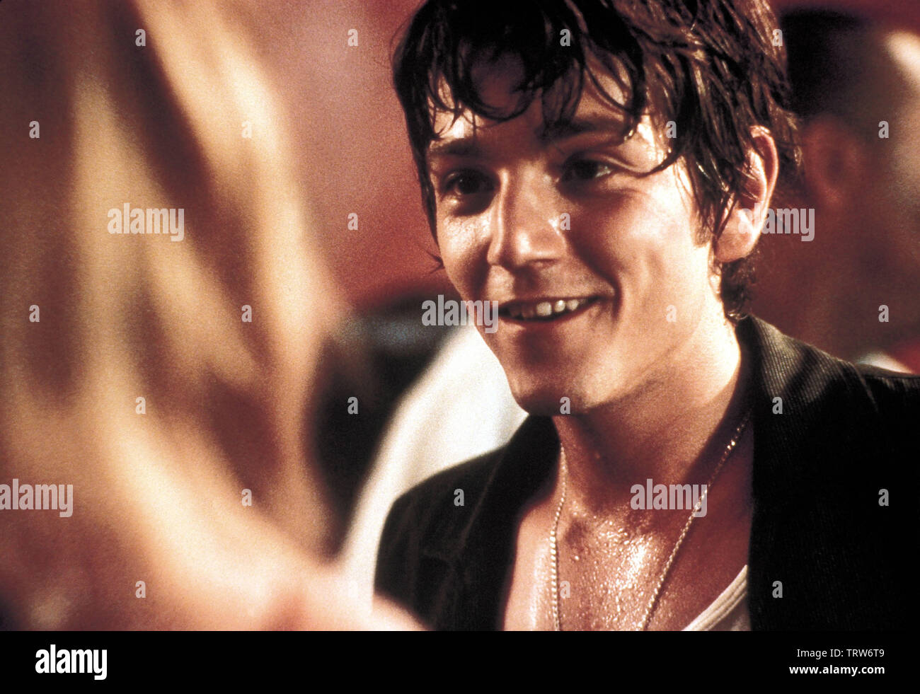 Havana nights diego luna 2004 hi-res stock photography and images - Alamy, image size:1300x981