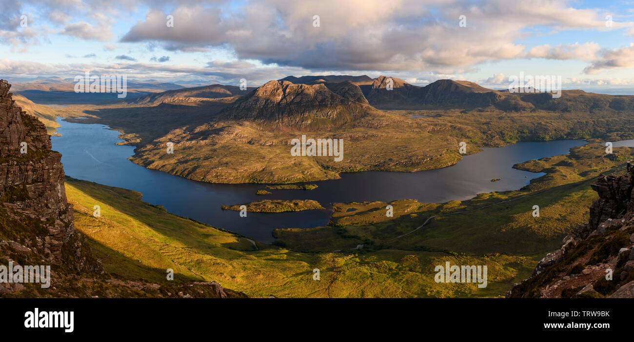 Panoramic view from Stac Pollaidh looking towards Loch Lurgainn, Sgorr Tuath and Beinn an Eoin, Coigach, Wester Ross, Highlands, Scotland Stock Photo