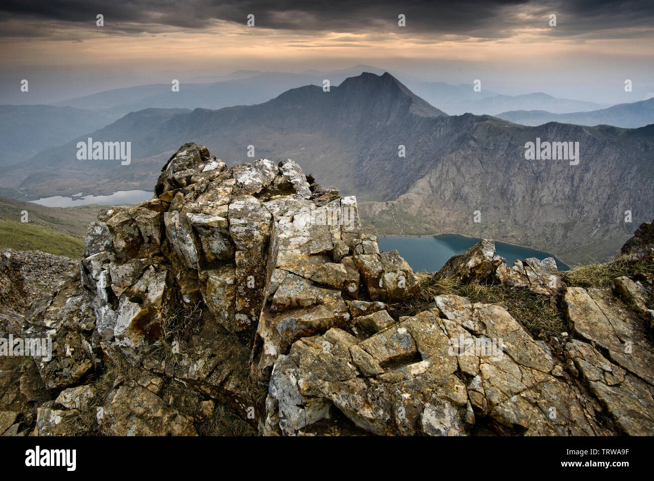 Crib goch snowdon hires stock photography and images Alamy