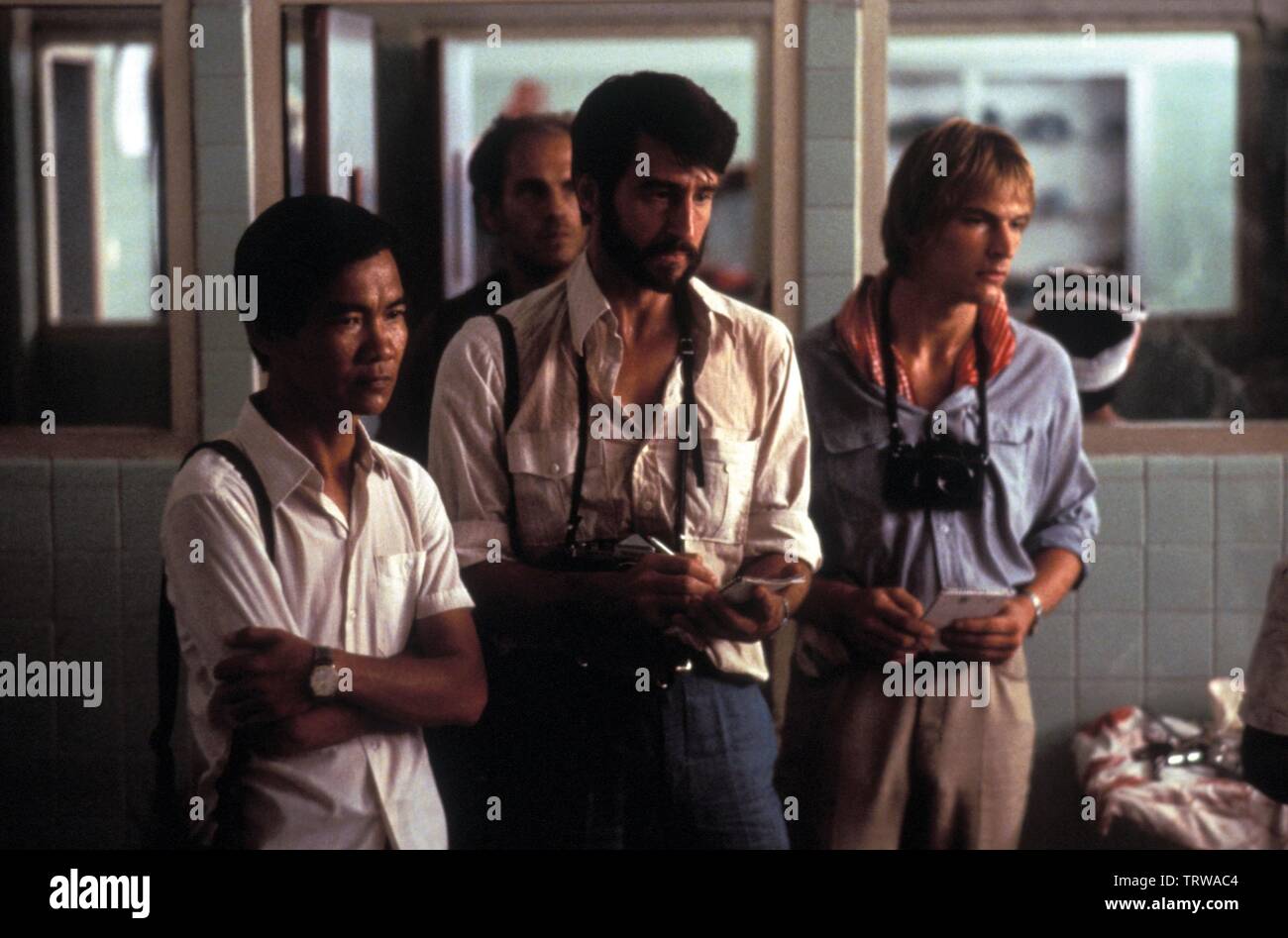 Julian Sands Sam Waterston And Haing S Ngor In The Killing Fields 1984 Copyright