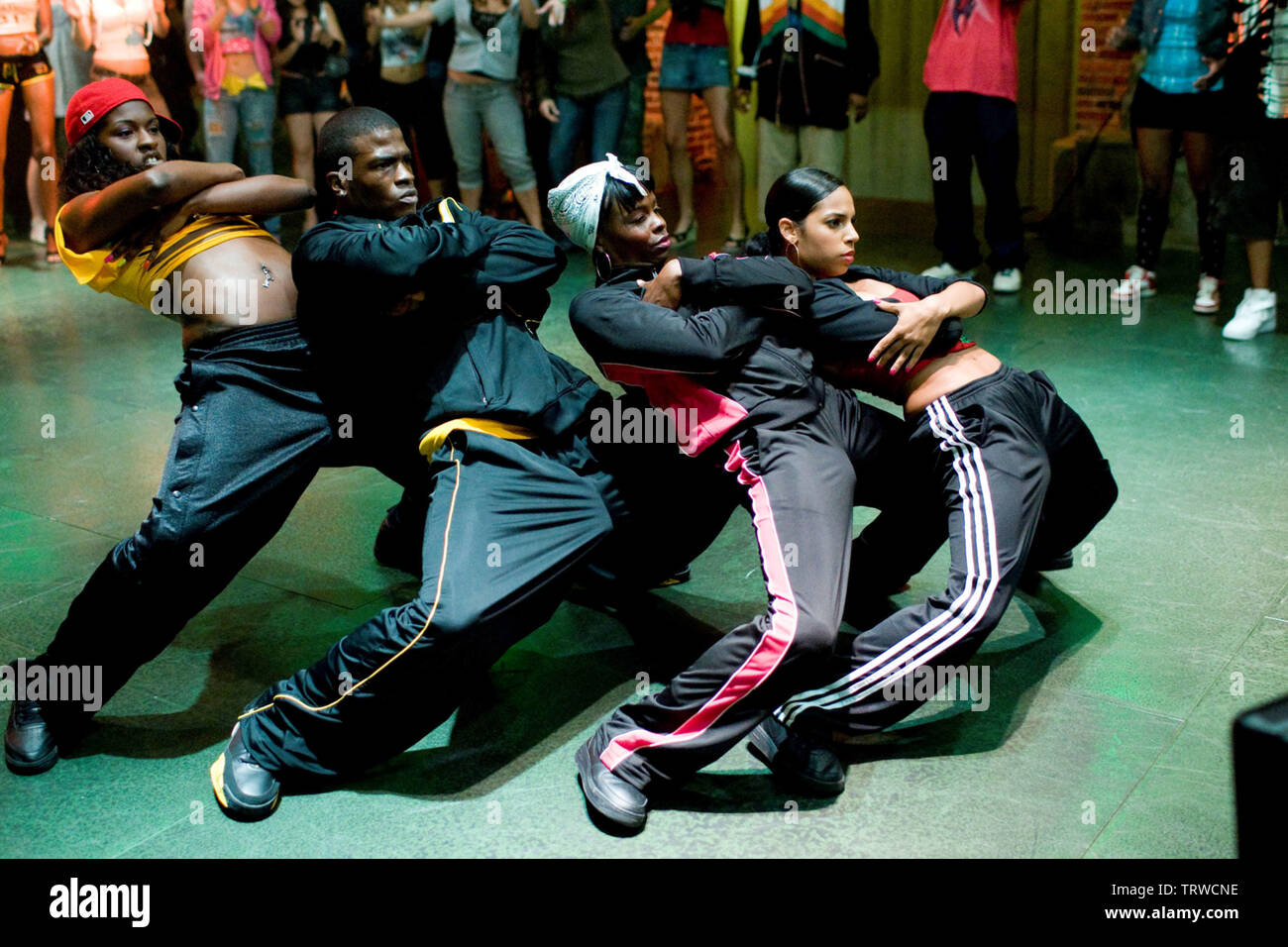 BLACK THOMAS , DANIELLE POLANCO , TELISHA SHAW and EBONE JOHNSON in STEP UP 2: THE STREETS (2008). Copyright: Editorial use only. No merchandising or book covers. This is a publicly distributed handout. Access rights only, no license of copyright provided. Only to be reproduced in conjunction with promotion of this film. Credit: OFFSPRING ENTERTAINMENT/SUMMIT ENTERTAINMENT/TOUCHSTONE PICT / EMERSON, SAM / Album Stock Photo