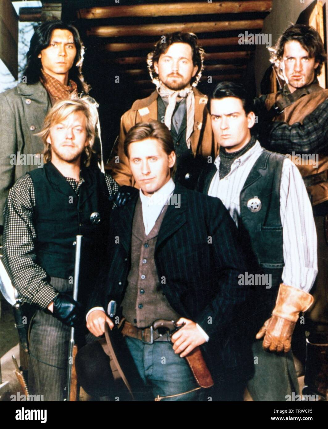 Young guns 1988 charlie sheen hi-res stock photography and images - Alamy