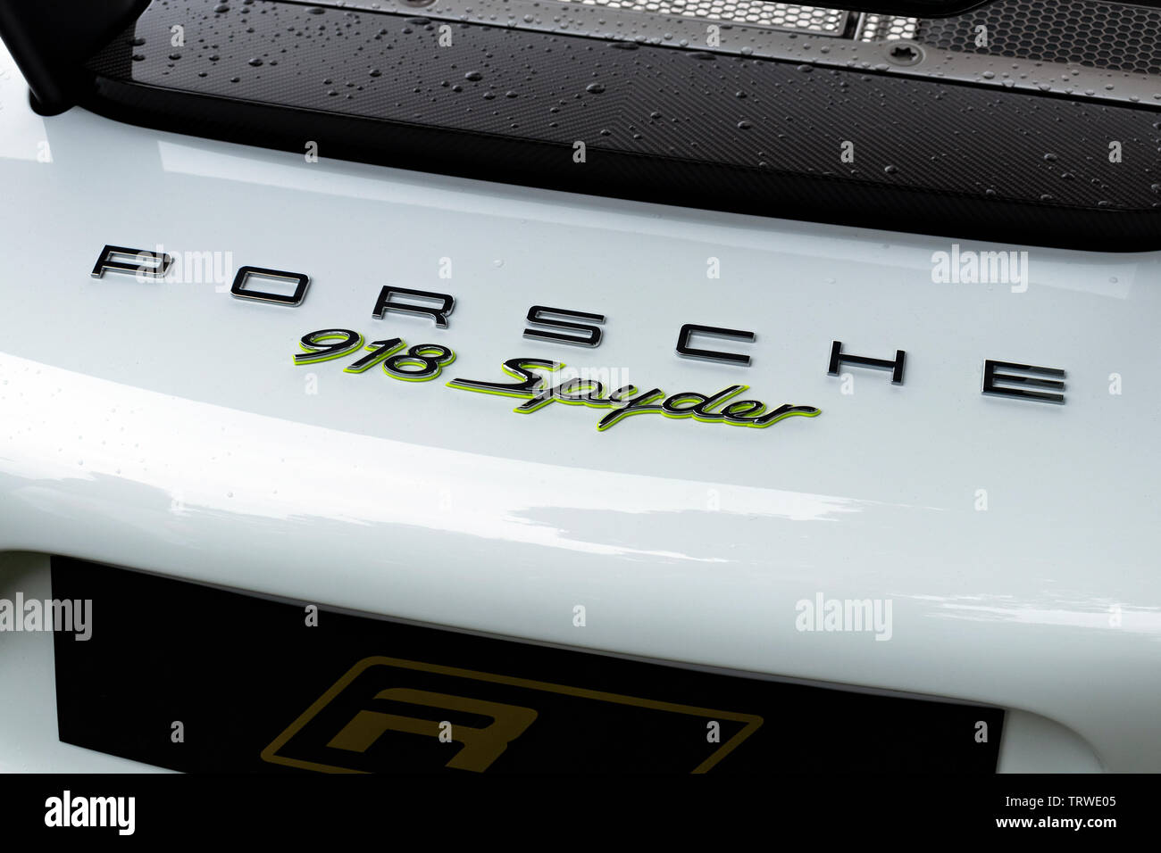 Porsche 918 Spyder Badge Stock Photo - Alamy