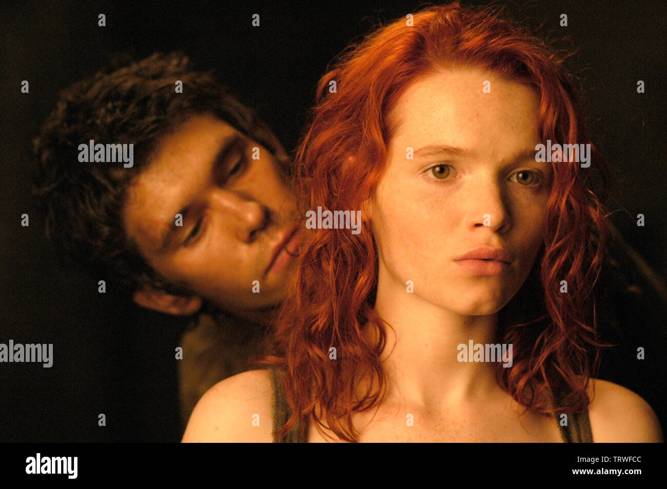 KAROLINE HERFURTH and BEN WHISHAW in PERFUME: THE STORY OF A MURDERER (2006). Copyright: Editorial use only. No merchandising or book covers. This is a publicly distributed handout. Access rights only, no license of copyright provided. Only to be reproduced in conjunction with promotion of this film. Credit: DREAMWORKS / Album Stock Photo