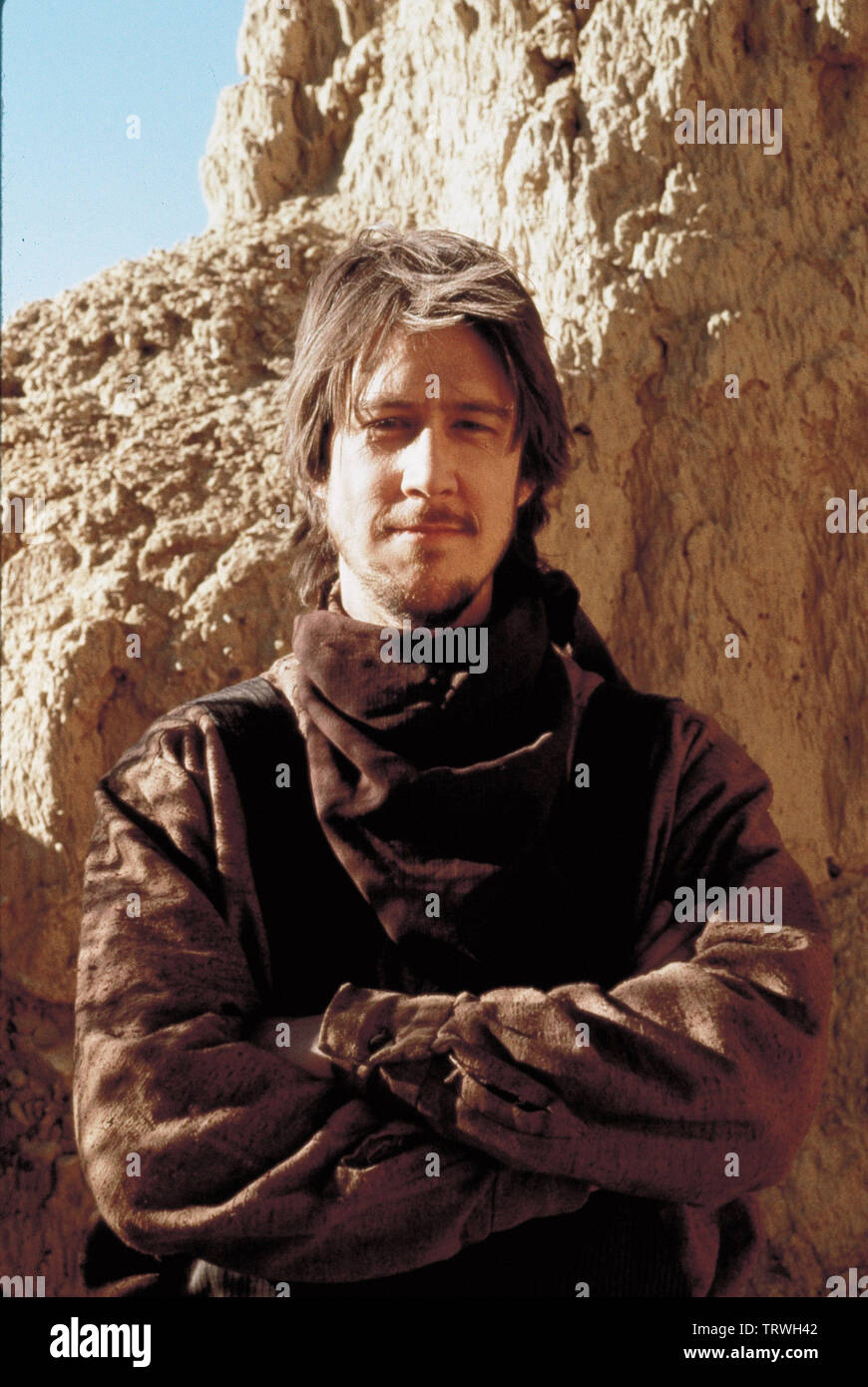 EDWARD NORTON in YOUNG GUNS II (1990). Copyright: Editorial use only. No merchandising or book covers. This is a publicly distributed handout. Access rights only, no license of copyright provided. Only to be reproduced in conjunction with promotion of this film. Credit: 20TH CENTURY FOX / GLASS, BEN / Album Stock Photo