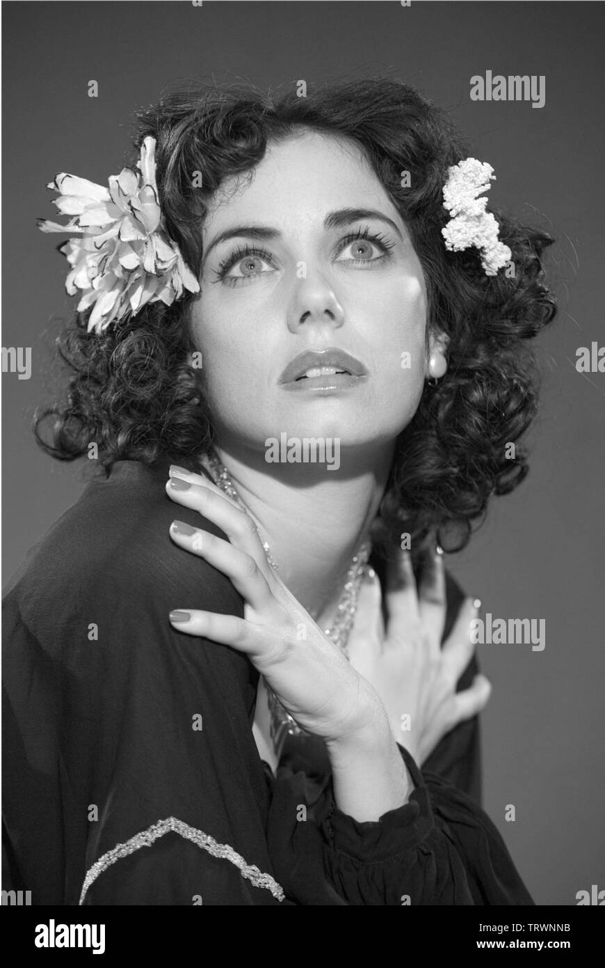 MIA KIRSHNER in THE BLACK DAHLIA (2006). Copyright: Editorial use only. No merchandising or book covers. This is a publicly distributed handout. Access rights only, no license of copyright provided. Only to be reproduced in conjunction with promotion of this film. Credit: UNIVERSAL PICTURES / KONOW, ROLF / Album Stock Photo