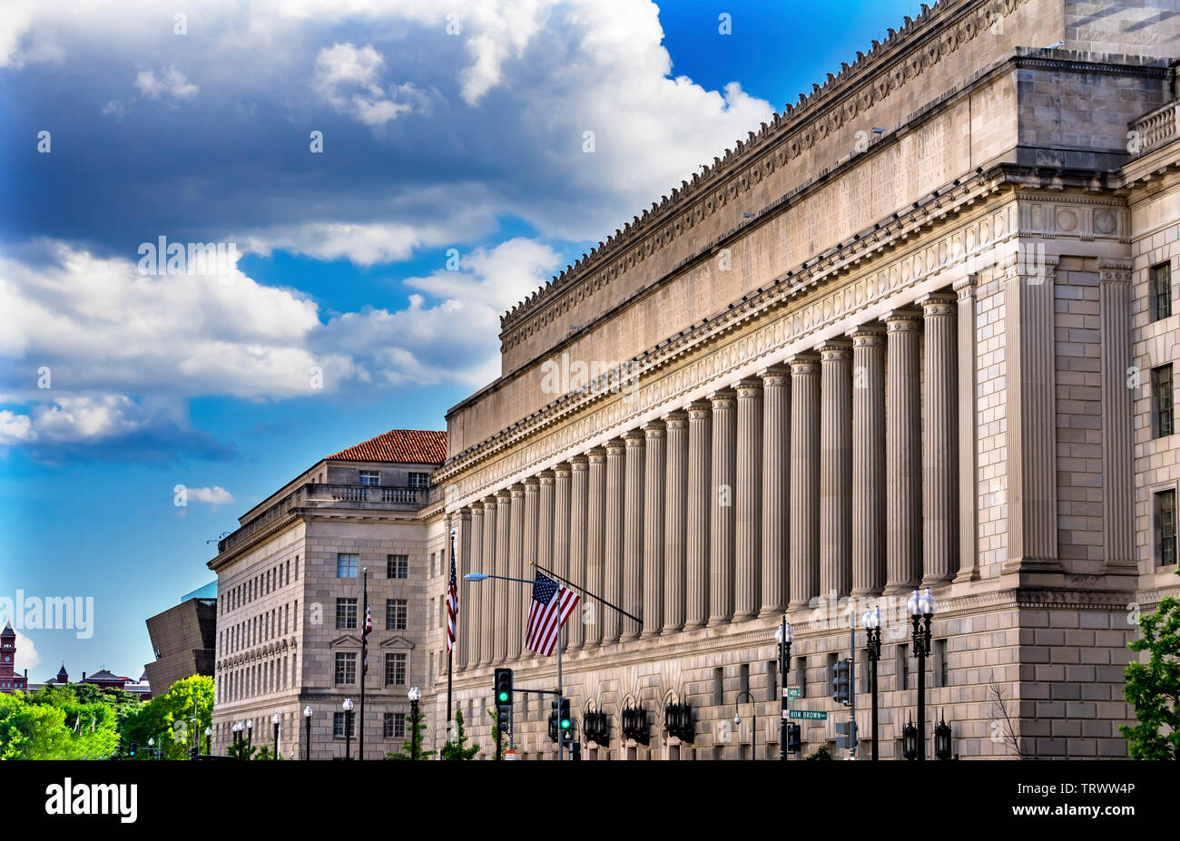 Main Entrance Herbert Hoover Building Commerce Department 14th Street  Washington DC. Building completed in 1932. Across from the White House,  Commer Stock Photo - Alamy