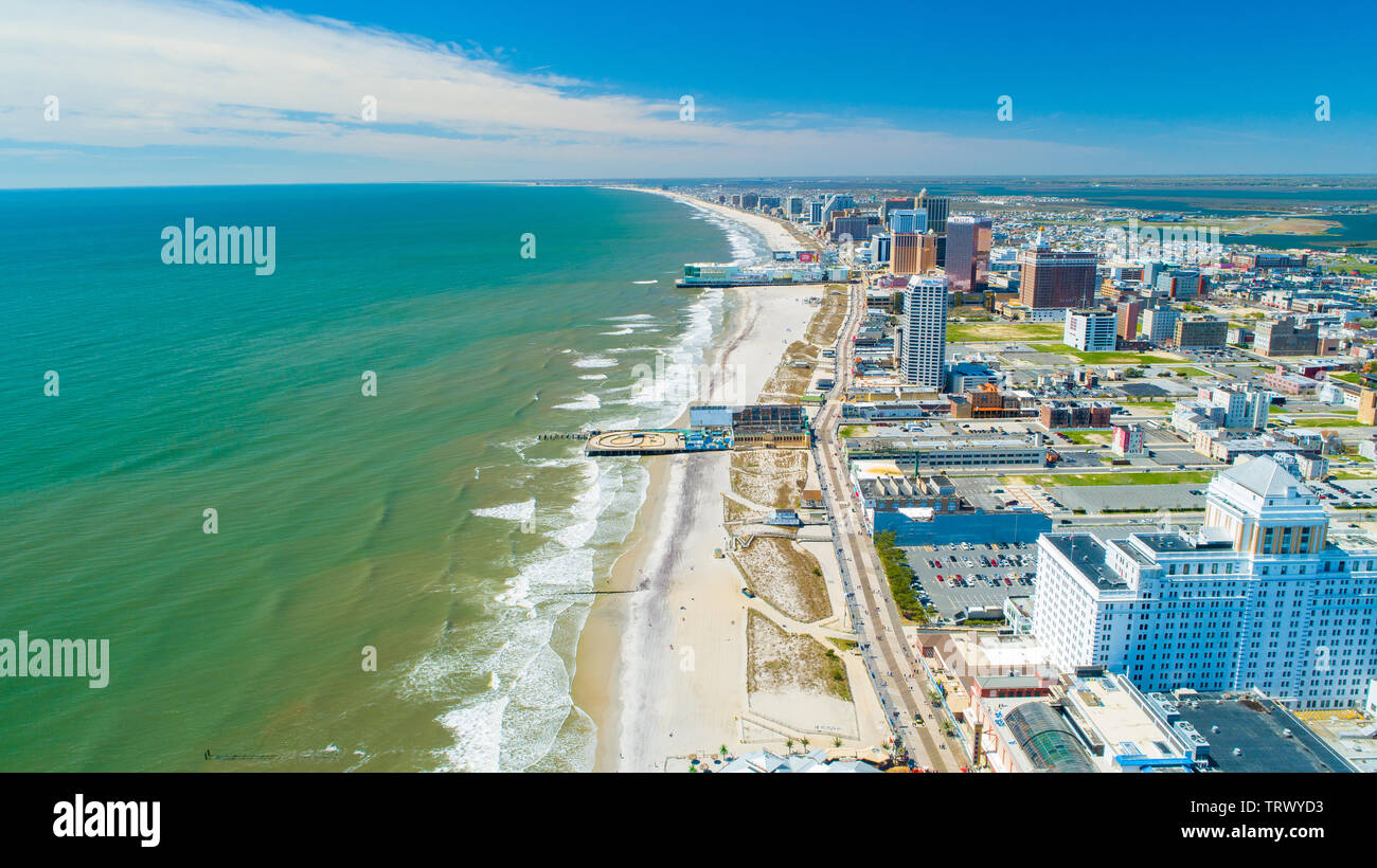 AERIAL VIEW OF ATLANTIC CITY BOARDWALK AND STEEL PIER. NEW JERSEY. USA. Stock Photo