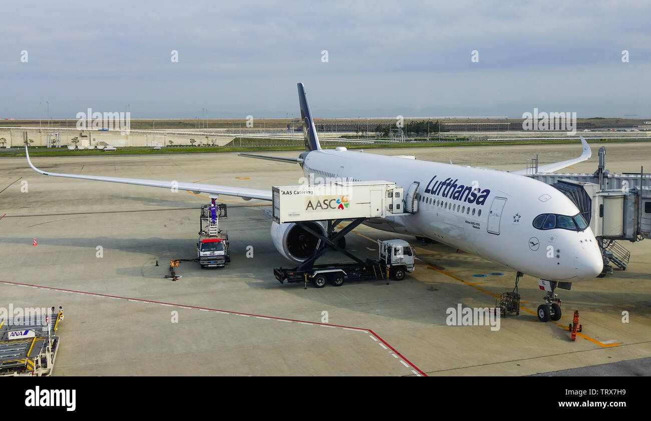 Osaka Japan Apr 19 2019 An Airbus A350 900 Of Lufthansa Docking At Osaka Japan Apr 19 2019 An Airbus A350 900 Of Lufthansa Docking At