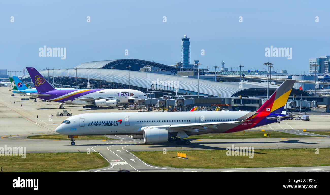 Osaka Japan Apr 19 2019 Asiana Airlines Hl7578 Airbus A350 900 Osaka Japan Apr 19 2019 Asiana Airlines Hl7578 Airbus A350 900