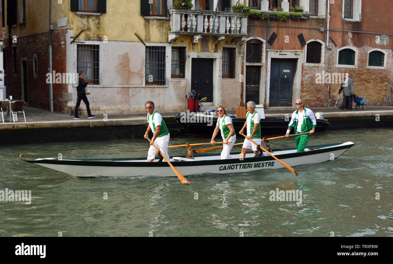 Italian rowing team hires stock photography and images Alamy