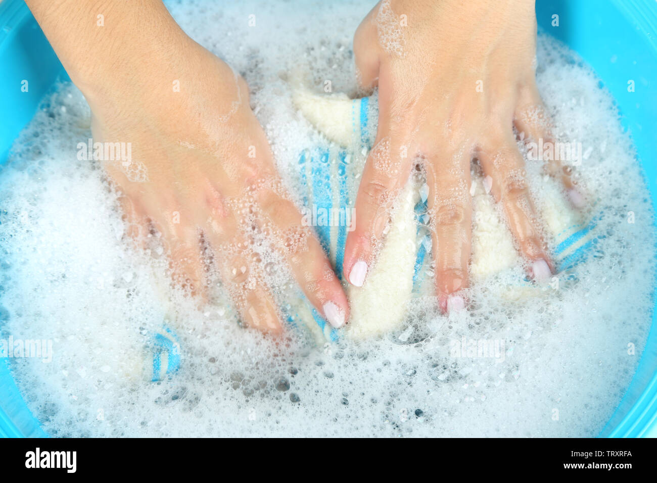 Wash Tub Clothing Stock Photos & Wash Tub Clothing Stock Images Alamy