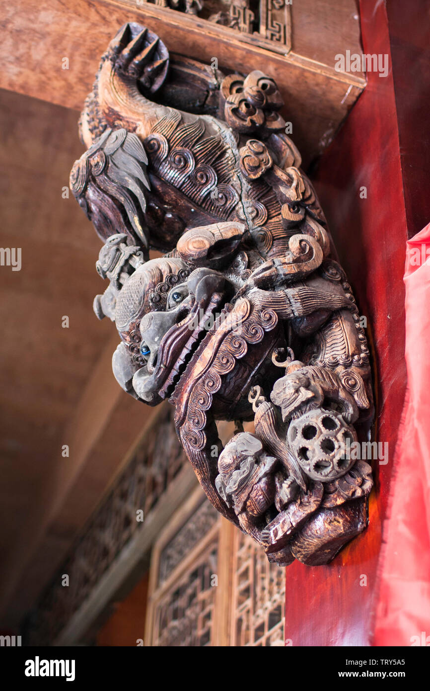 Wood carving hui architecture hi-res stock photography and images - Alamy
