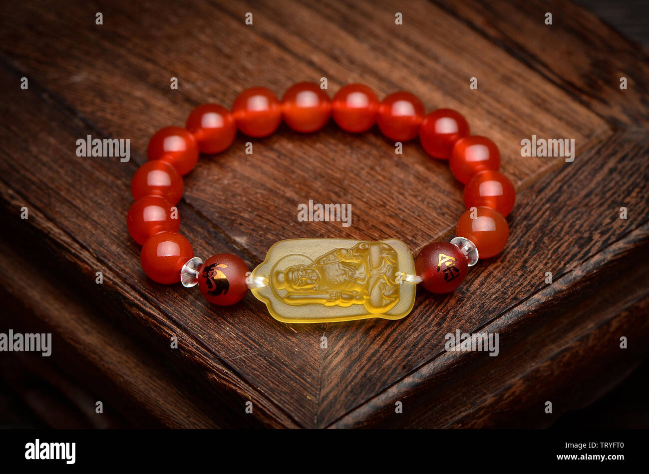 Thousand hands buddha hires stock photography and images Alamy