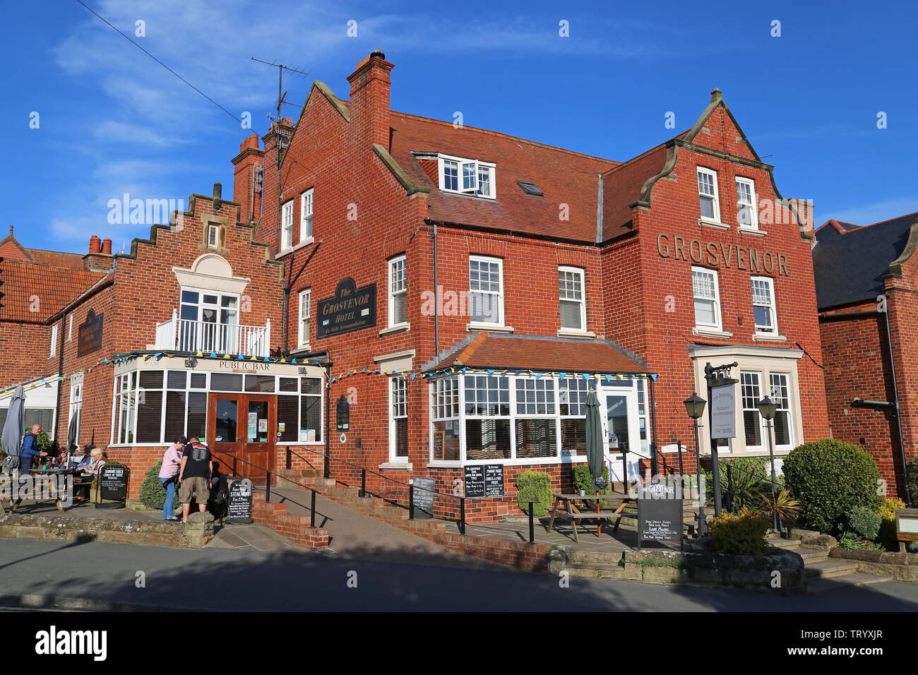 Robin Hoods Bay Road High Resolution Stock Photography And Images Alamy Robin Hoods Bay Road High Resolution Stock Photography And Images Alamy