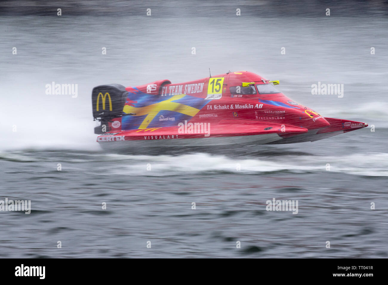 Red Powerboat Racing Power boat racing hi-res stock photography and images - Alamy