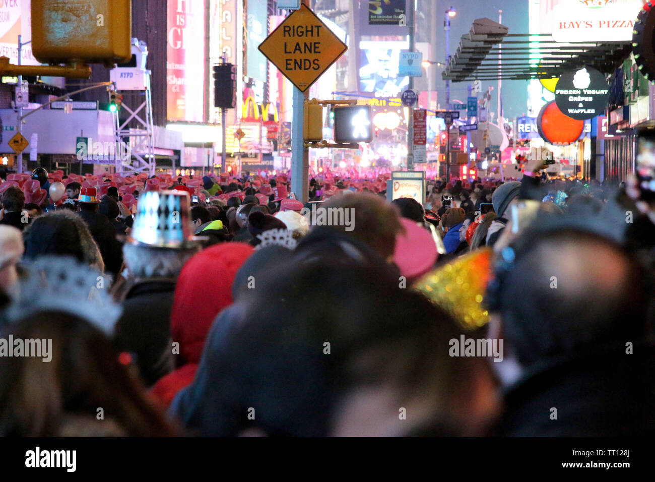 New York City's streets are packed on New Years Eve 2015 Stock Photo