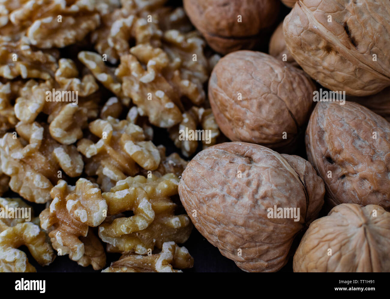Walnuts shell hi-res stock photography and images - Alamy